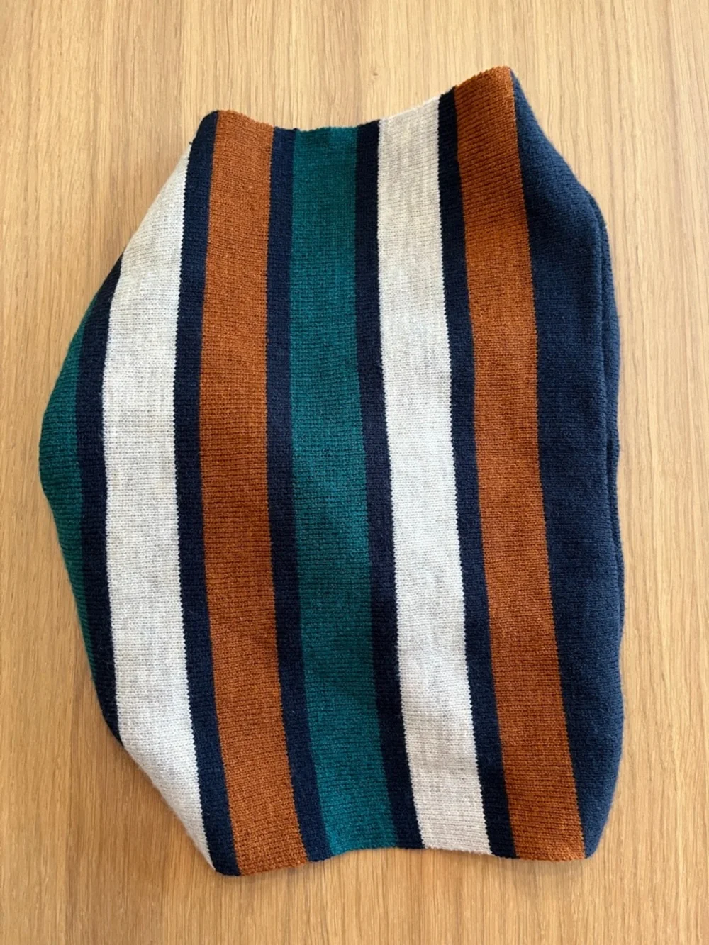 Amazon, Boy’s very warm and cozy lined winter hat and loop scarf, size 1-3 years